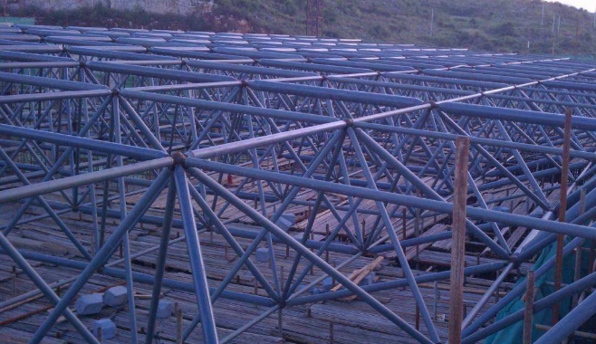 克孜勒苏柯尔克孜概述网架加工公司对网架保温隔热的办法